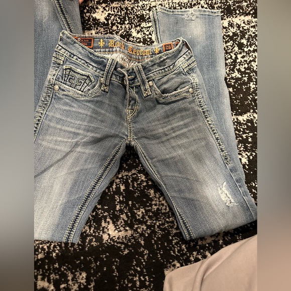 Rock Revival Jeans (26) - Picture 2 of 3